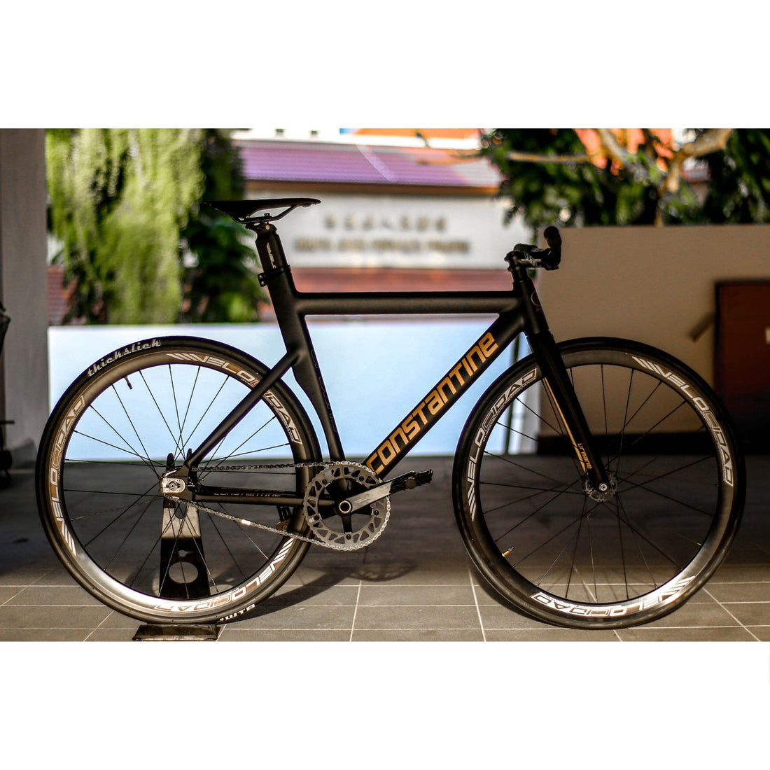 Constantine Urbane Matte Black/Gold Rolled Out - FISHTAIL CYCLERY