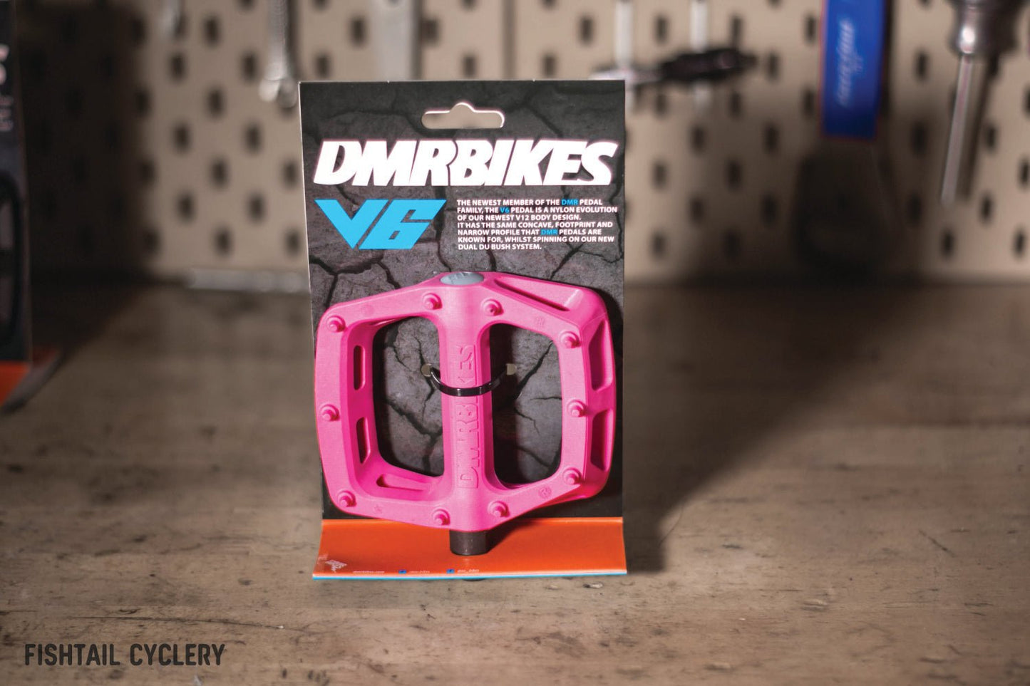 DMR BIKES - DMR V6 FLAT PEDALS - FISHTAIL CYCLERY