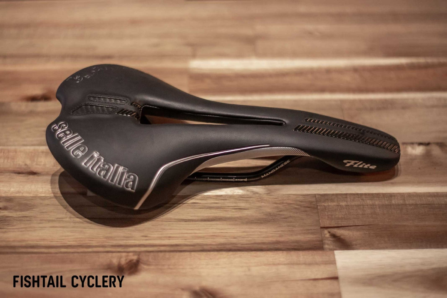 Selle Italia - SELLE ITALIA Flite Flow Racing Road Saddle - FISHTAIL CYCLERY